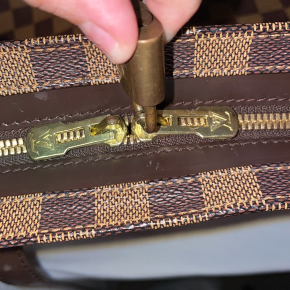 SOLD Louis Vuitton Damier Ebene Chelsea Tote✨ - Picture 11 of 12